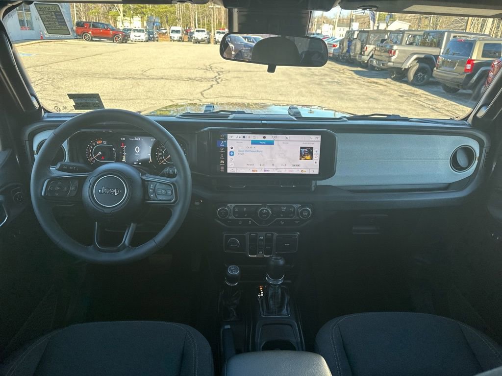 Used 2025 Jeep Wrangler Sport S image 16