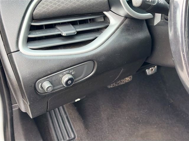 Used 2016 Chevrolet Malibu LS image 10