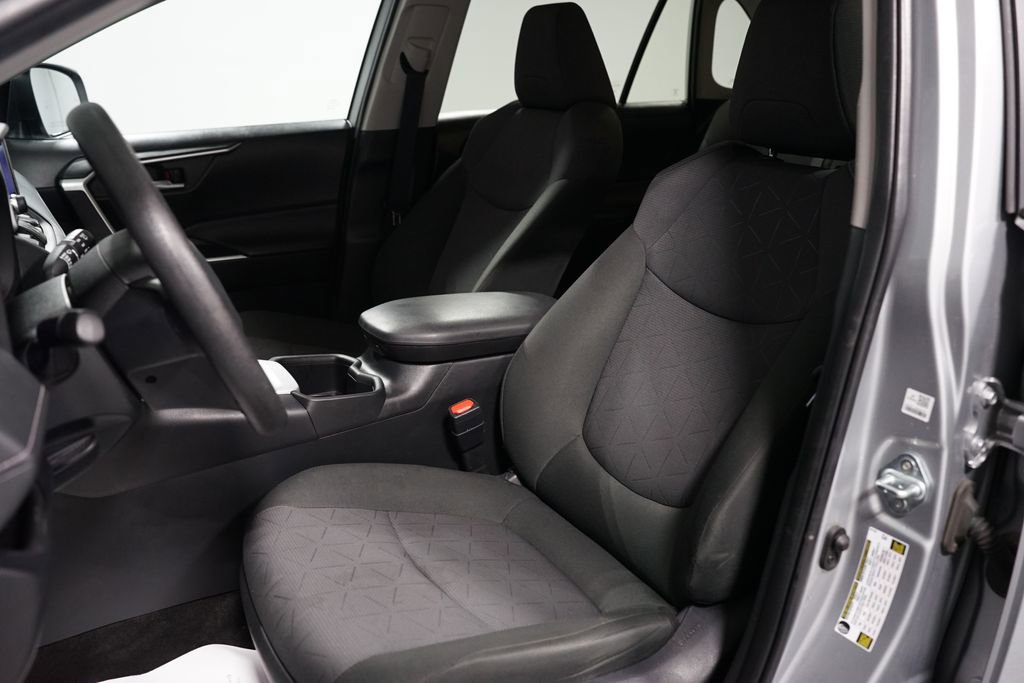 Certified 2024 Toyota RAV4 XLE image 27