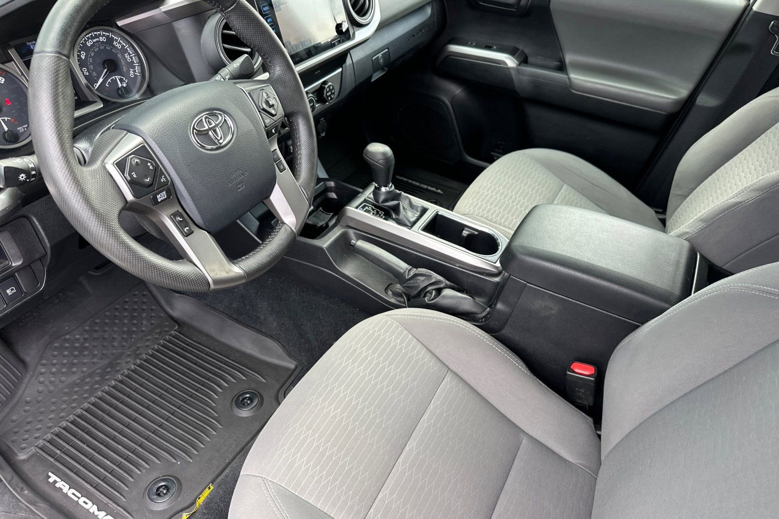 Used 2019 Toyota Tacoma SR5 image 9