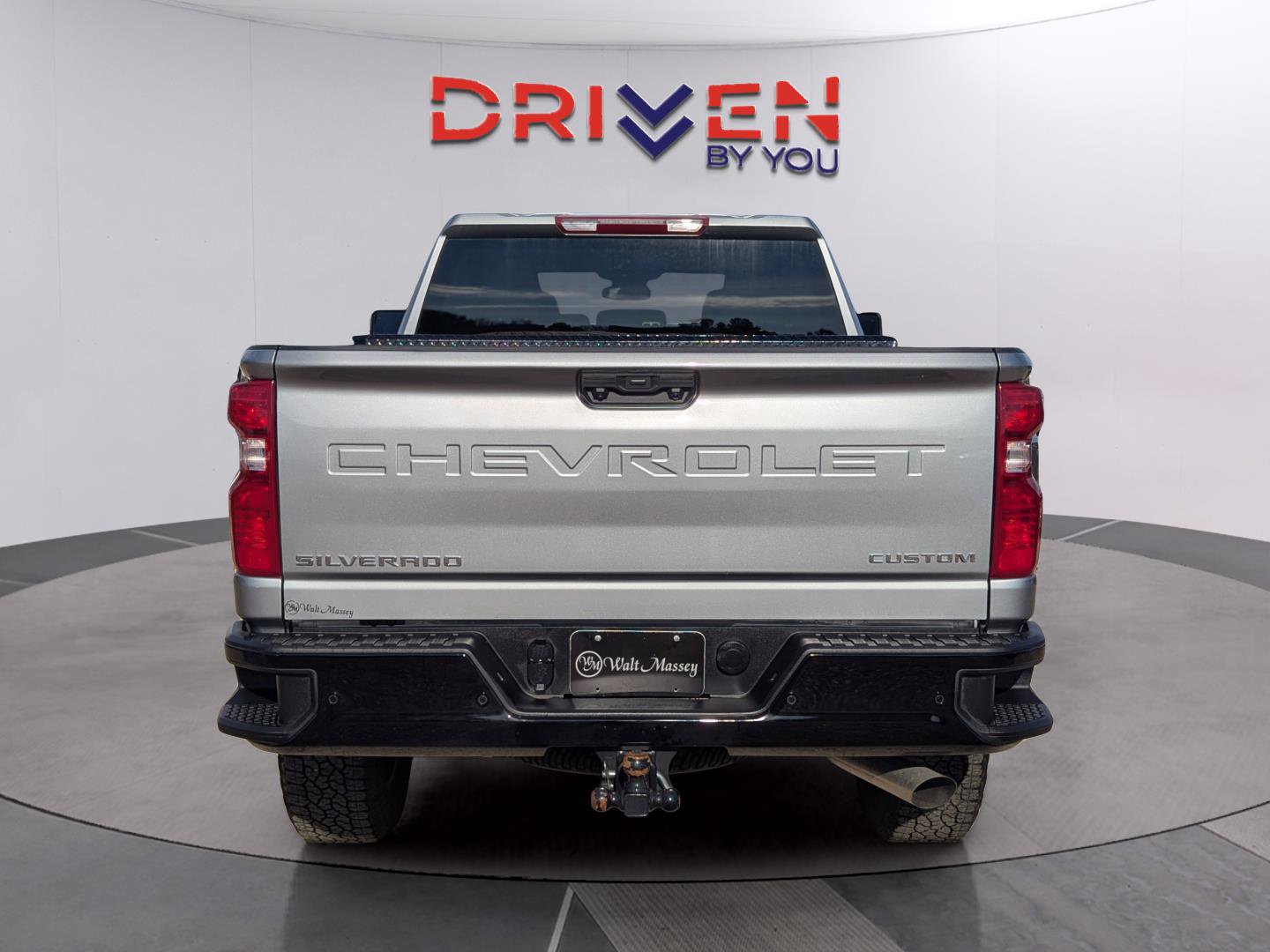 Used 2026 Chevrolet Silverado 2500 Custom w/ Custom Value Package image 3