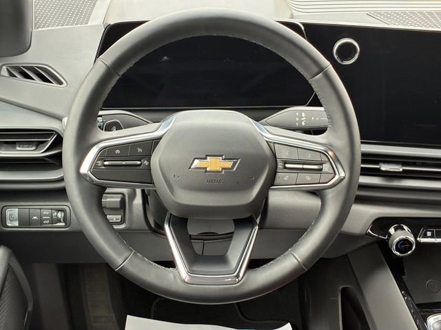 New 2025 Chevrolet Silverado EV LT image 21