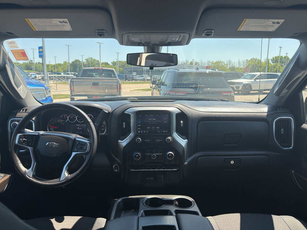 Used 2022 Chevrolet Silverado 1500 RST w/ Z71 Off-Road Package AWD/4WD image 30