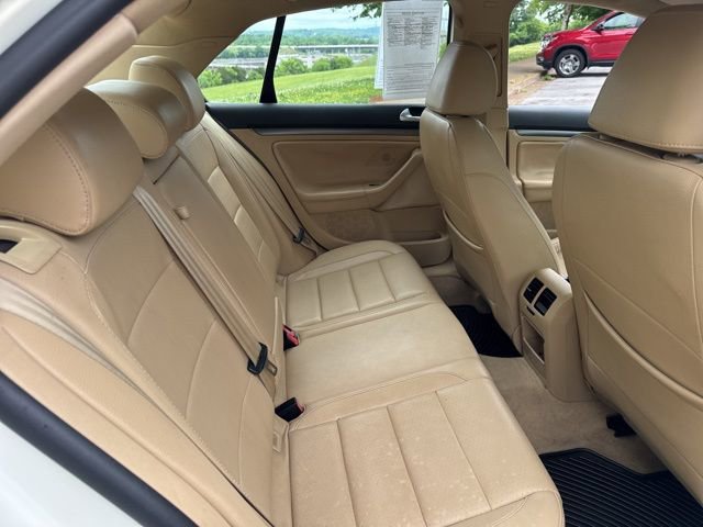 Used 2007 Volkswagen Jetta Wolfsburg Edition FWD image 11