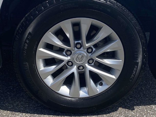 Used 2019 Lexus GX 460 AWD/4WD image 9