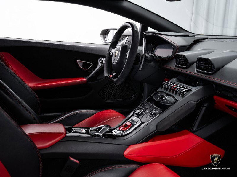 Used 2017 Lamborghini Huracan LP 610-4 image 39