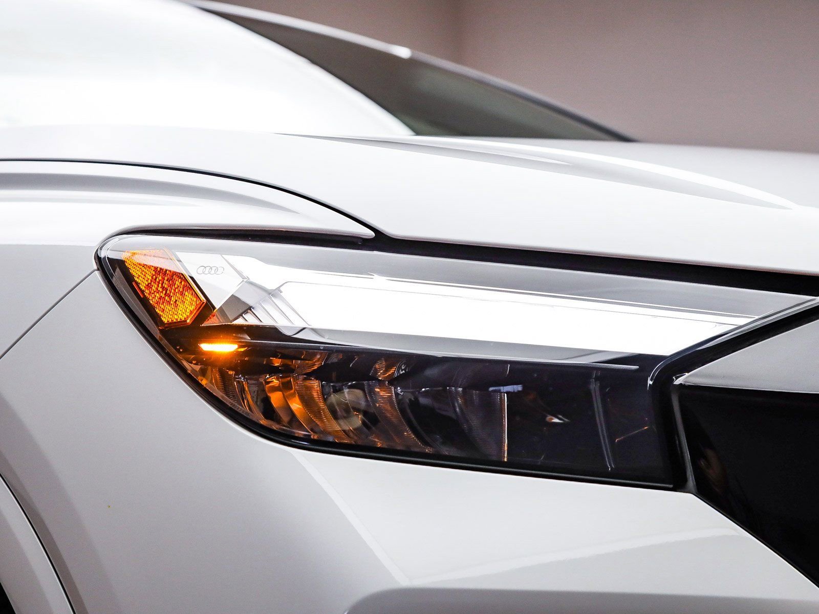 New 2026 Audi Q4 e-tron Premium image 8