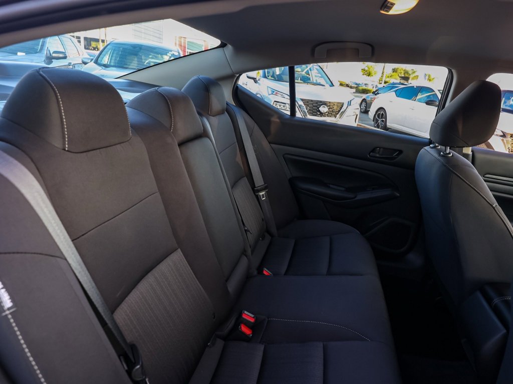 Used 2025 Nissan Altima 2.5 S image 17