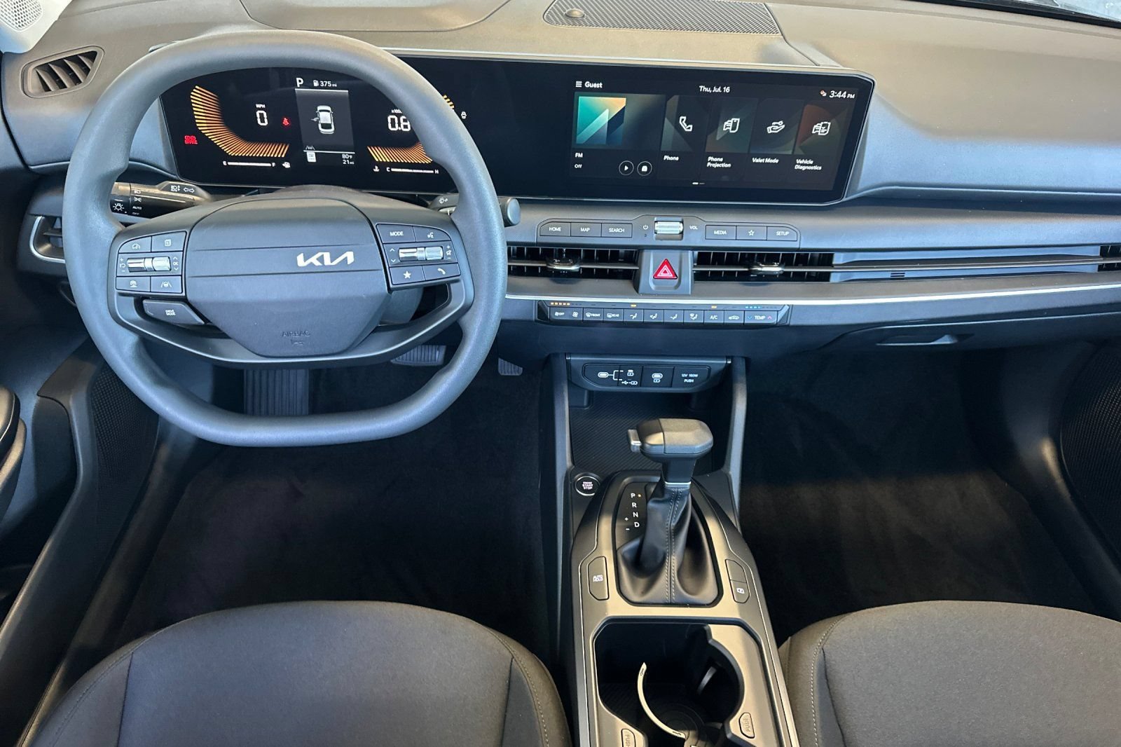 New 2026 Kia K4 FWD image 13
