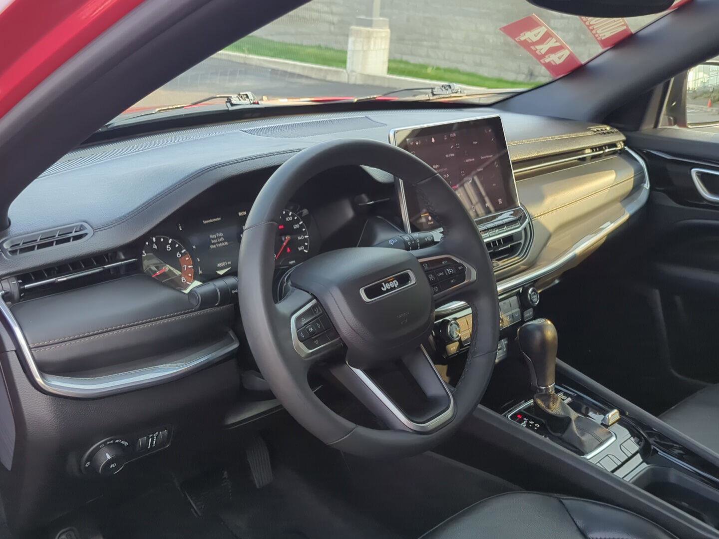 Used 2023 Jeep Compass Limited image 11