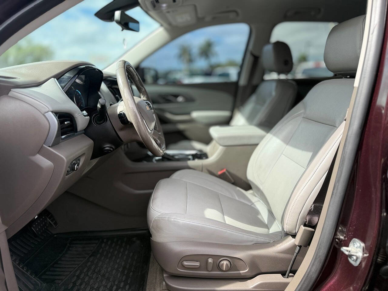 Used 2019 Chevrolet Traverse Premier w/ LPO, Floor Liner Package image 15