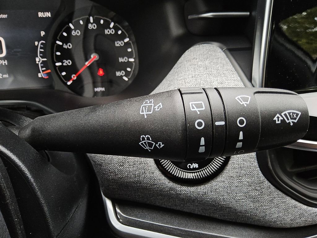 New 2026 Jeep Compass Latitude image 28