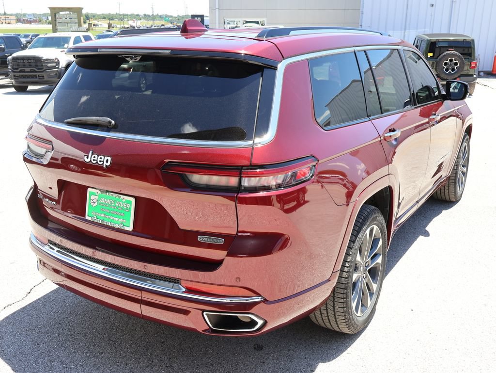 Used 2022 Jeep Grand Cherokee L Overland w/ Luxury Tech Group IV AWD/4WD image 5