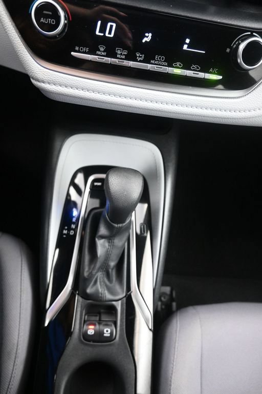Used 2020 Toyota Corolla SE FWD image 13