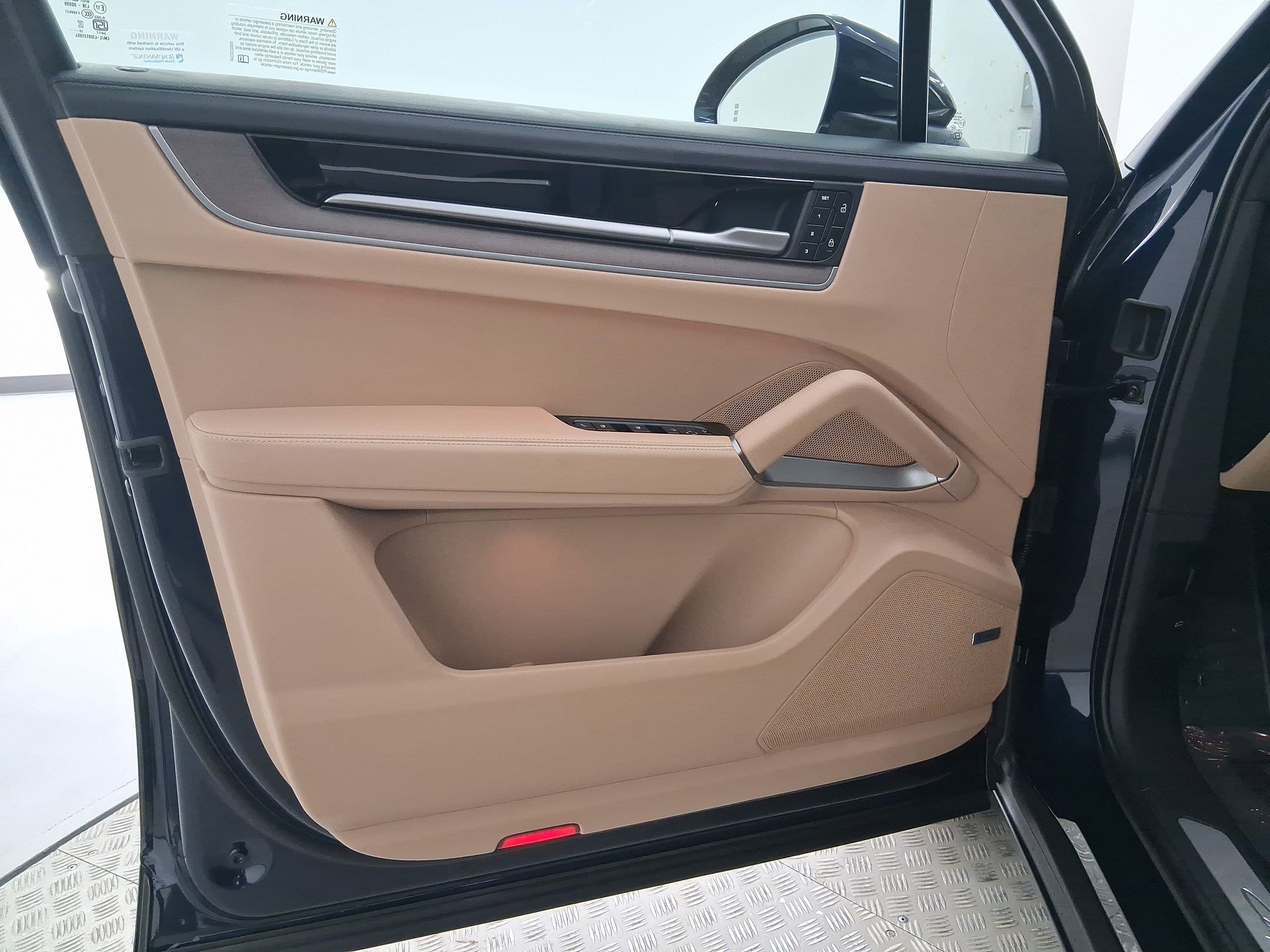 New 2026 Porsche Cayenne AWD/4WD image 18