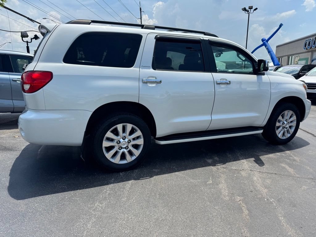 Used 2016 Toyota Sequoia Platinum AWD/4WD image 6