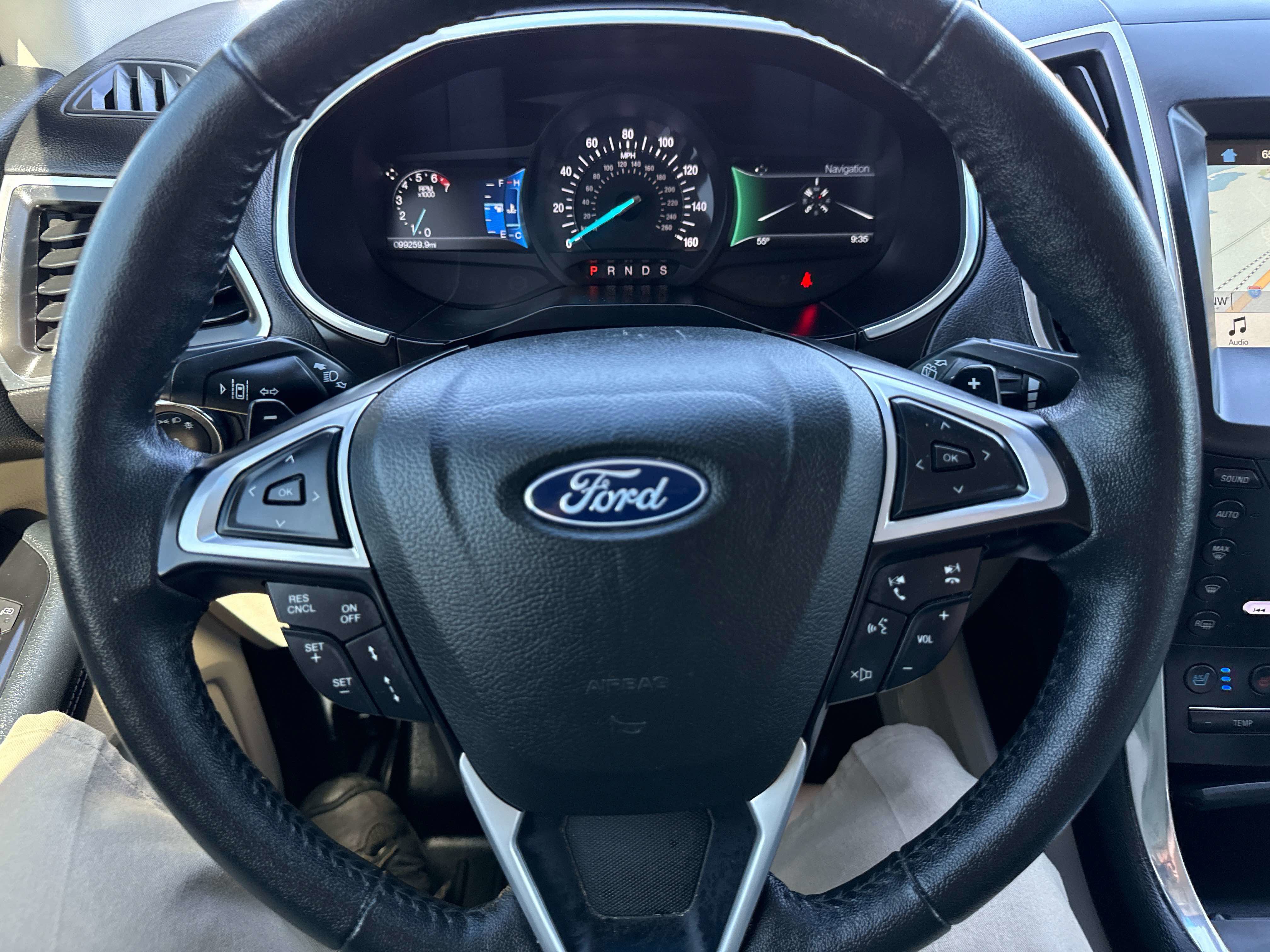Used 2018 Ford Edge Titanium w/ Equipment Group 302A FWD image 26