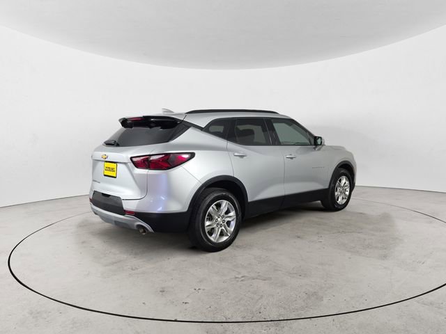 Used 2021 Chevrolet Blazer LT w/ Sound & Technology Package AWD/4WD image 4