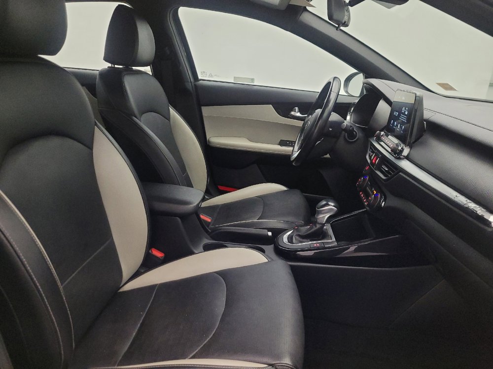 Used 2019 Kia Forte EX image 21