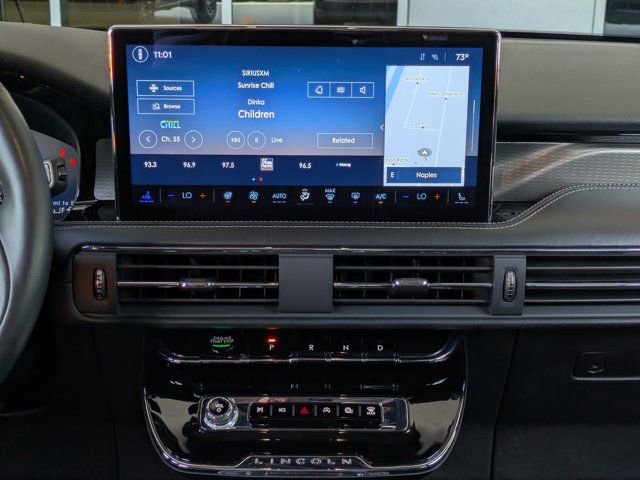 Used 2023 Lincoln Corsair Reserve w/ Equipment Group 201A image 16