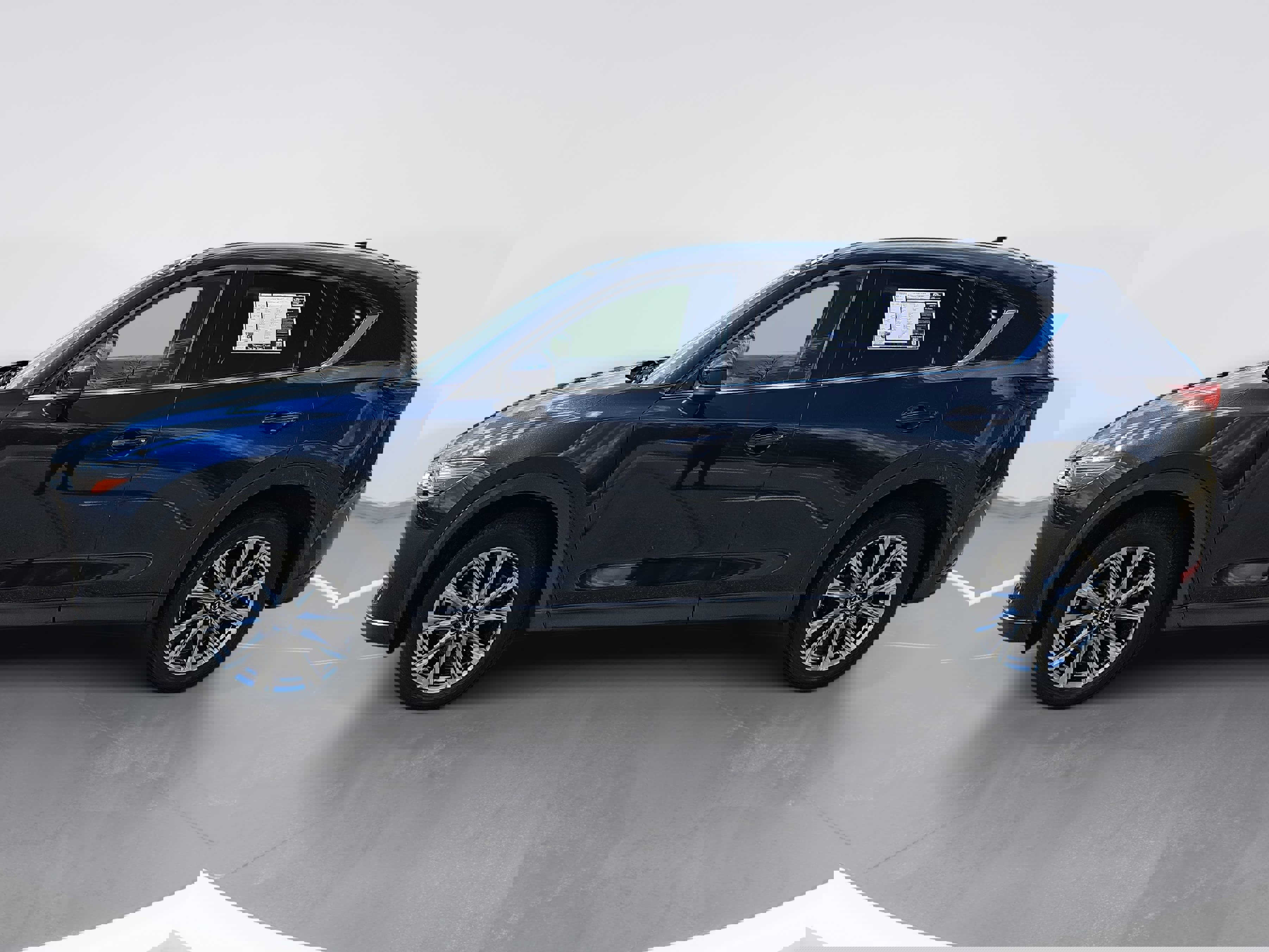 Used 2019 MAZDA CX-5 Signature image 3