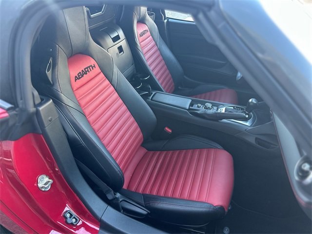 Used 2020 FIAT 124 Spider Abarth w/ Convenience Group image 25