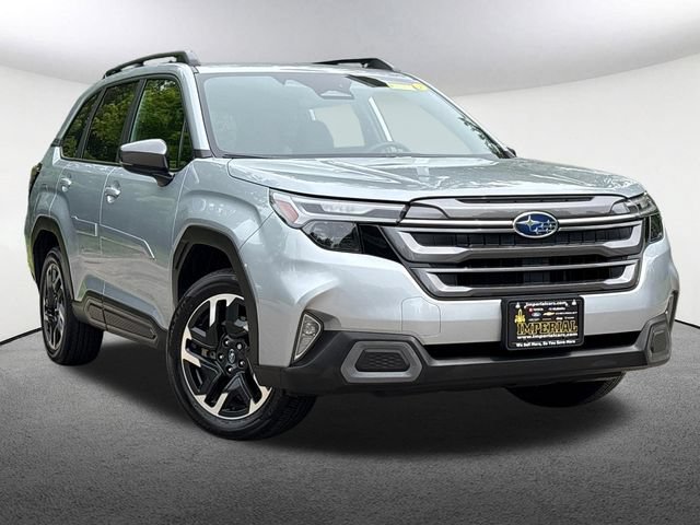 Used 2025 Subaru Forester Limited AWD/4WD image 3