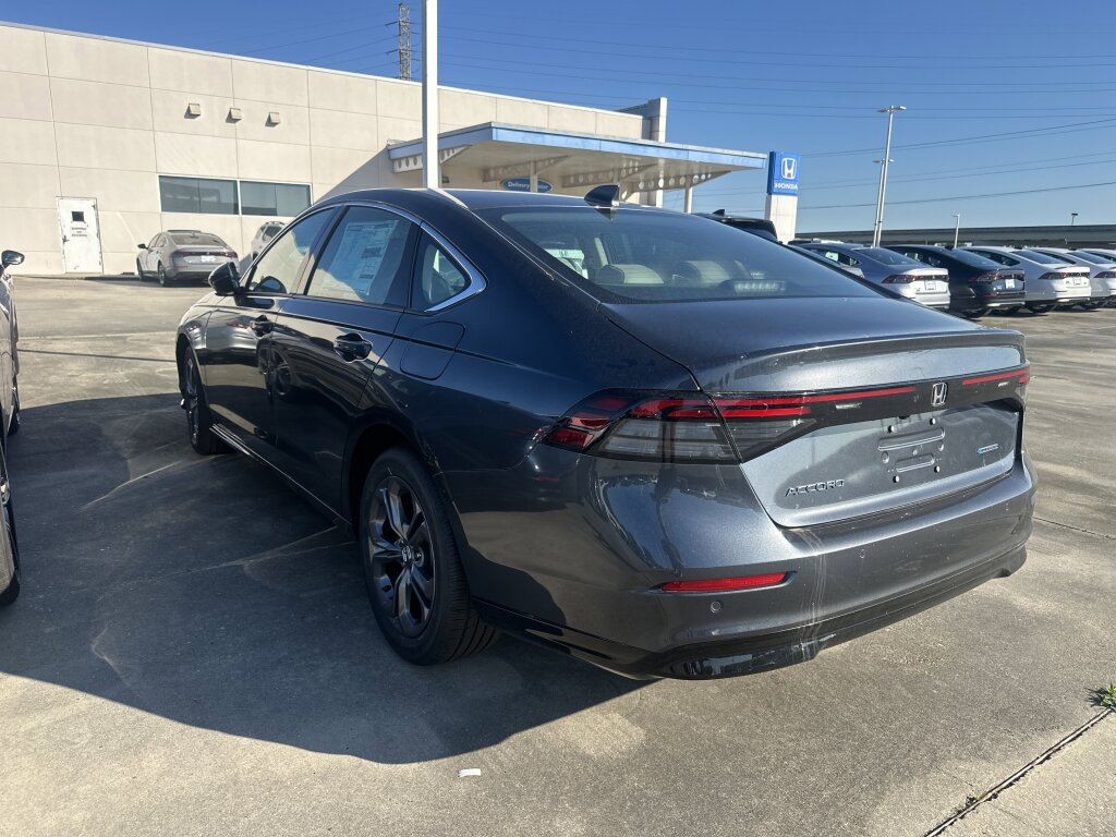 New 2026 Honda Accord EX-L image 2