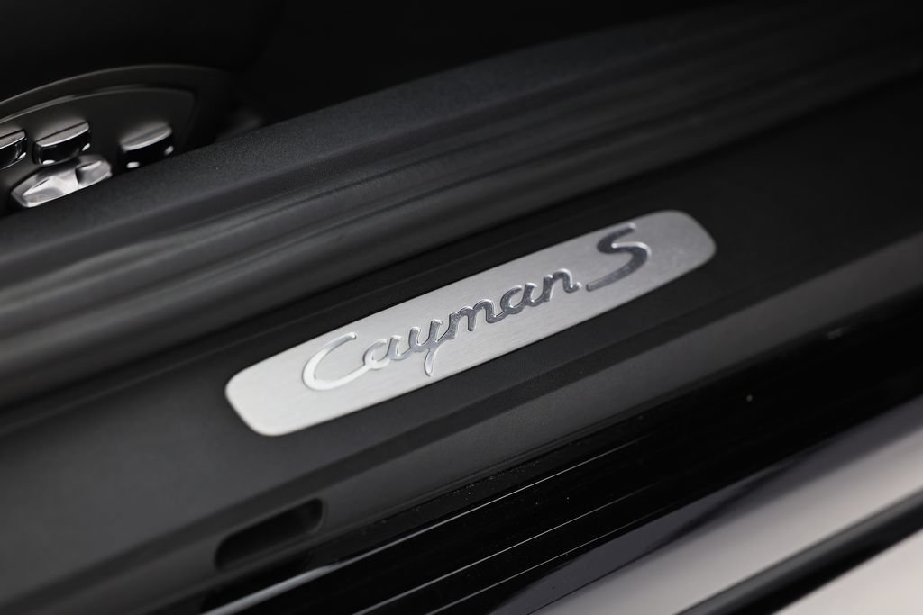 Certified 2024 Porsche 718 Cayman S RWD image 32