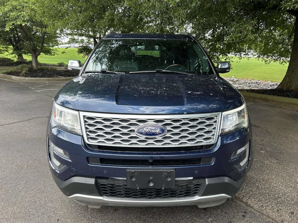 Used 2017 Ford Explorer Platinum AWD/4WD image 6