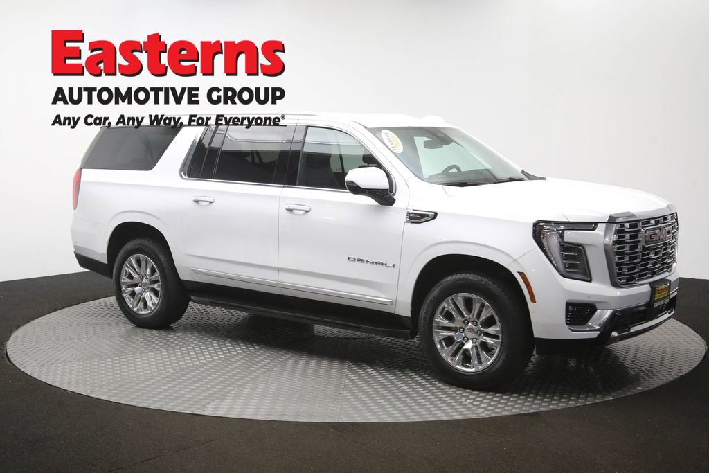 Used 2025 GMC Yukon XL Denali AWD/4WD image 51
