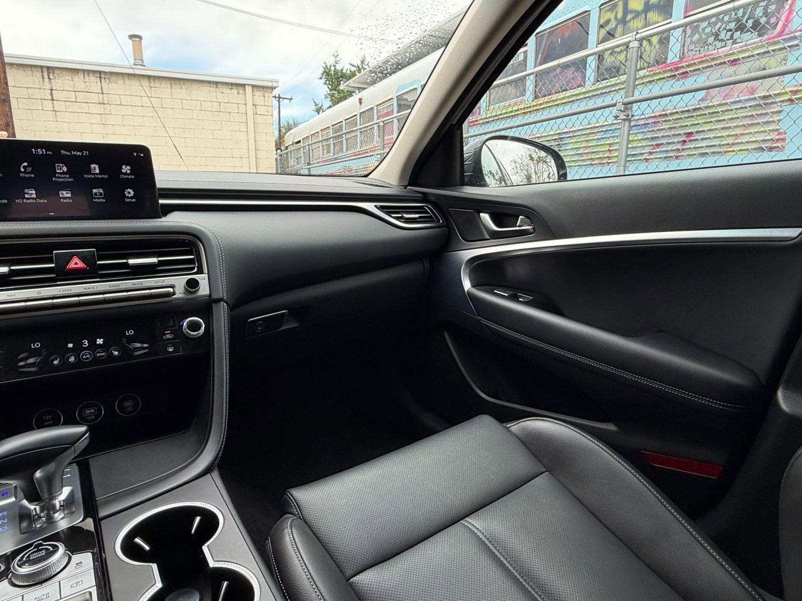 Used 2025 Genesis G70 2.5T AWD/4WD image 35