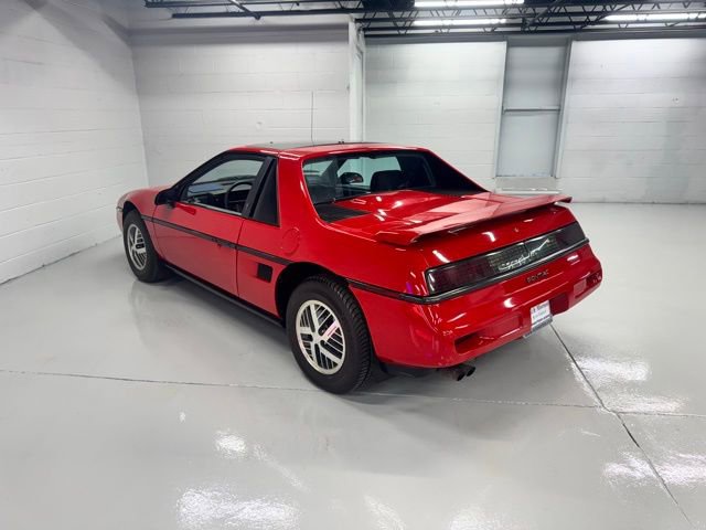 Used 1988 Pontiac Fiero image 3