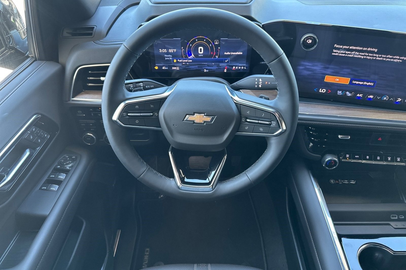 New 2025 Chevrolet Suburban High Country image 16