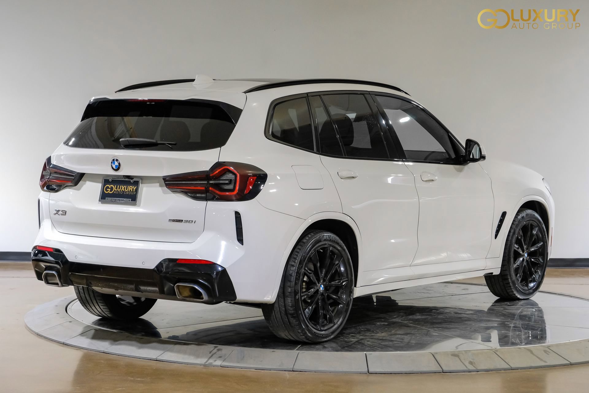 Used 2023 BMW X3 sDrive30i w/ M Sport Package image 10