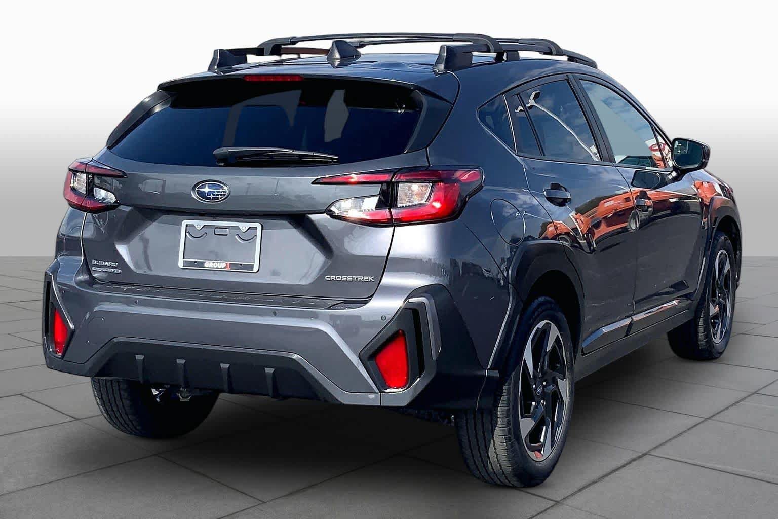 Used 2024 Subaru Crosstrek 2.5i Limited w/ Crosstrek Mirror Package AWD/4WD image 13