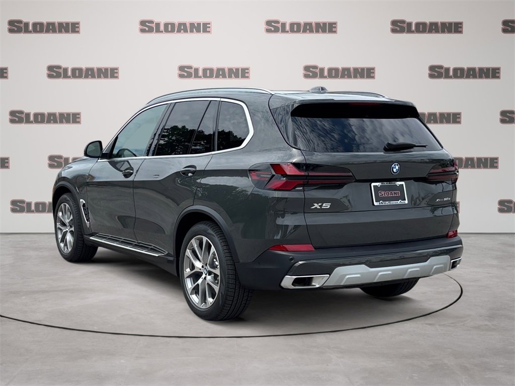 New 2026 BMW X5 xDrive50e image 3