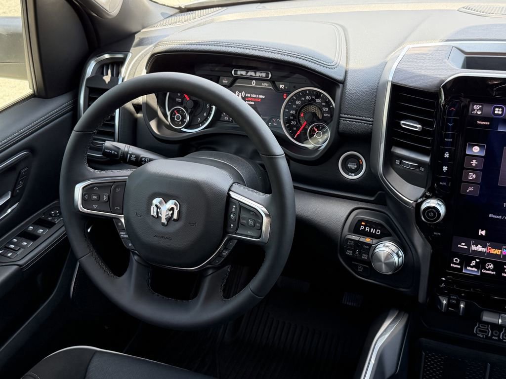 Used 2026 RAM 1500 Laramie AWD/4WD image 15