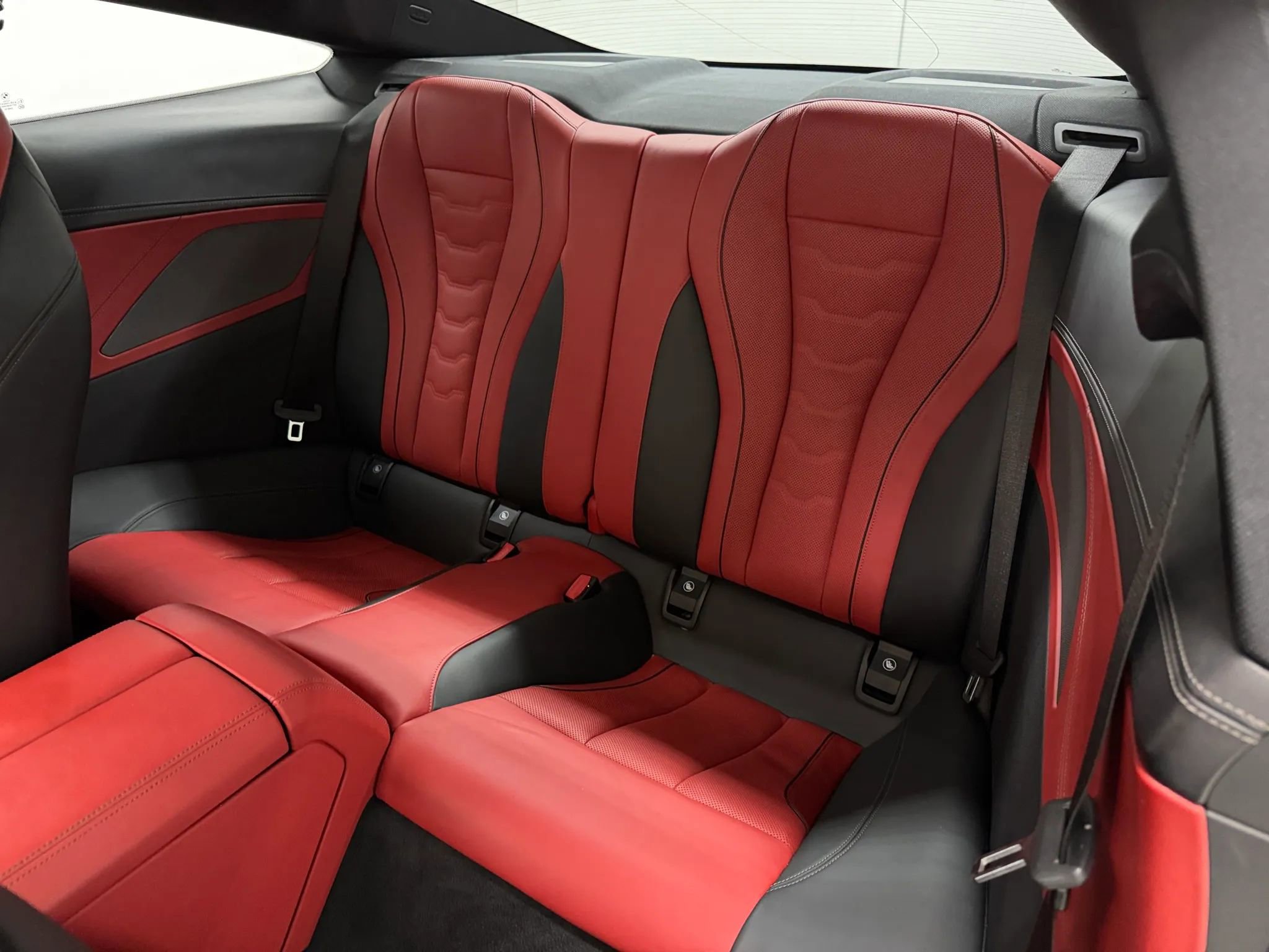 Used 2024 BMW M850i xDrive Coupe AWD/4WD image 13