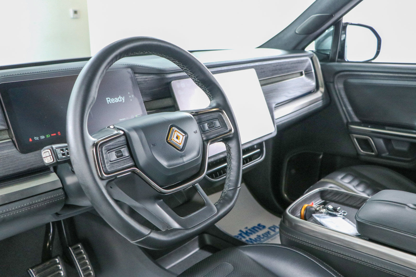 Used 2024 Rivian R1S Adventure AWD/4WD image 21
