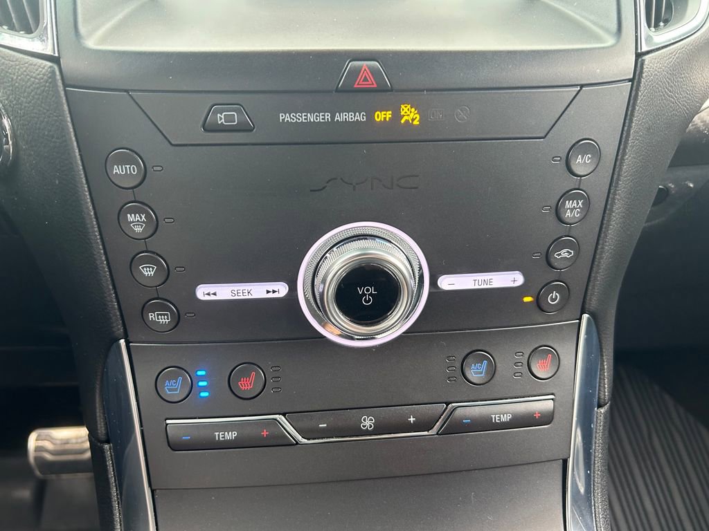 Used 2020 Ford Edge ST w/ Equipment Group 401A AWD/4WD image 14
