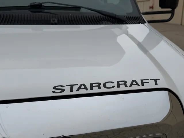 Used 2013 Ford E-350 and Econoline 350 Super Duty w/ Shuttle Bus Prep Pkg RWD image 4