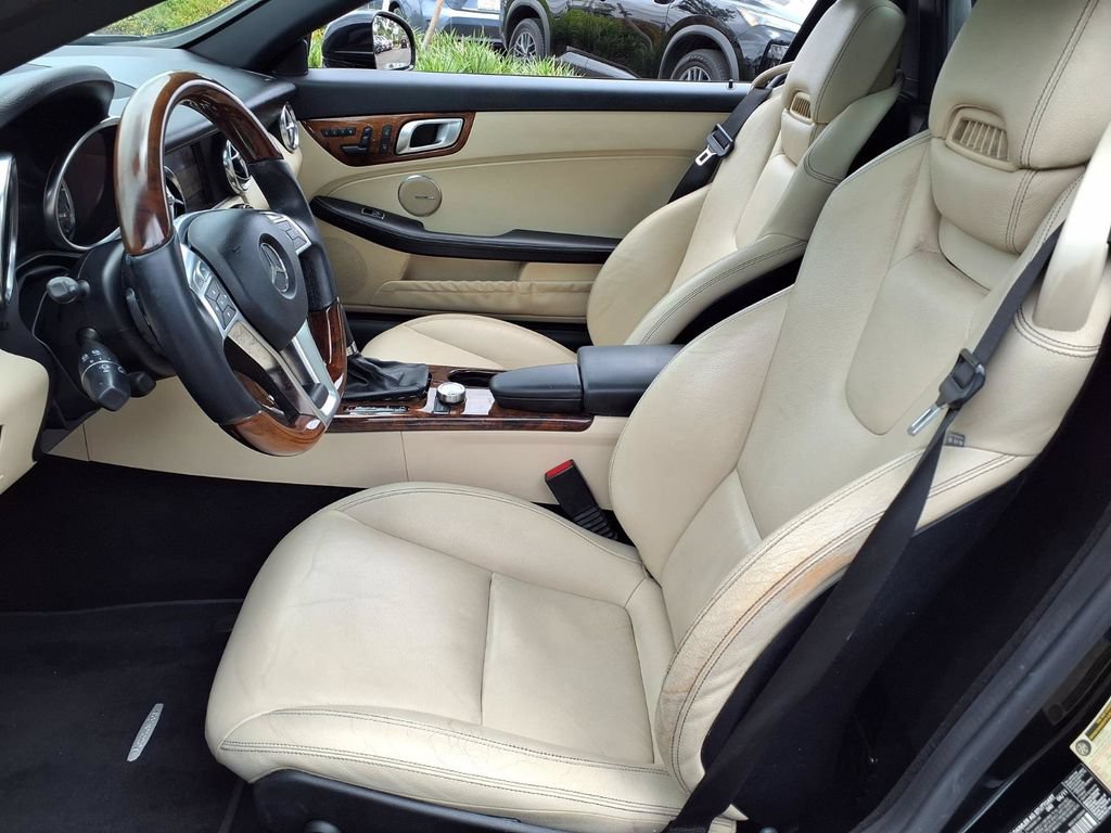 Used 2012 Mercedes-Benz SLK 350 image 23
