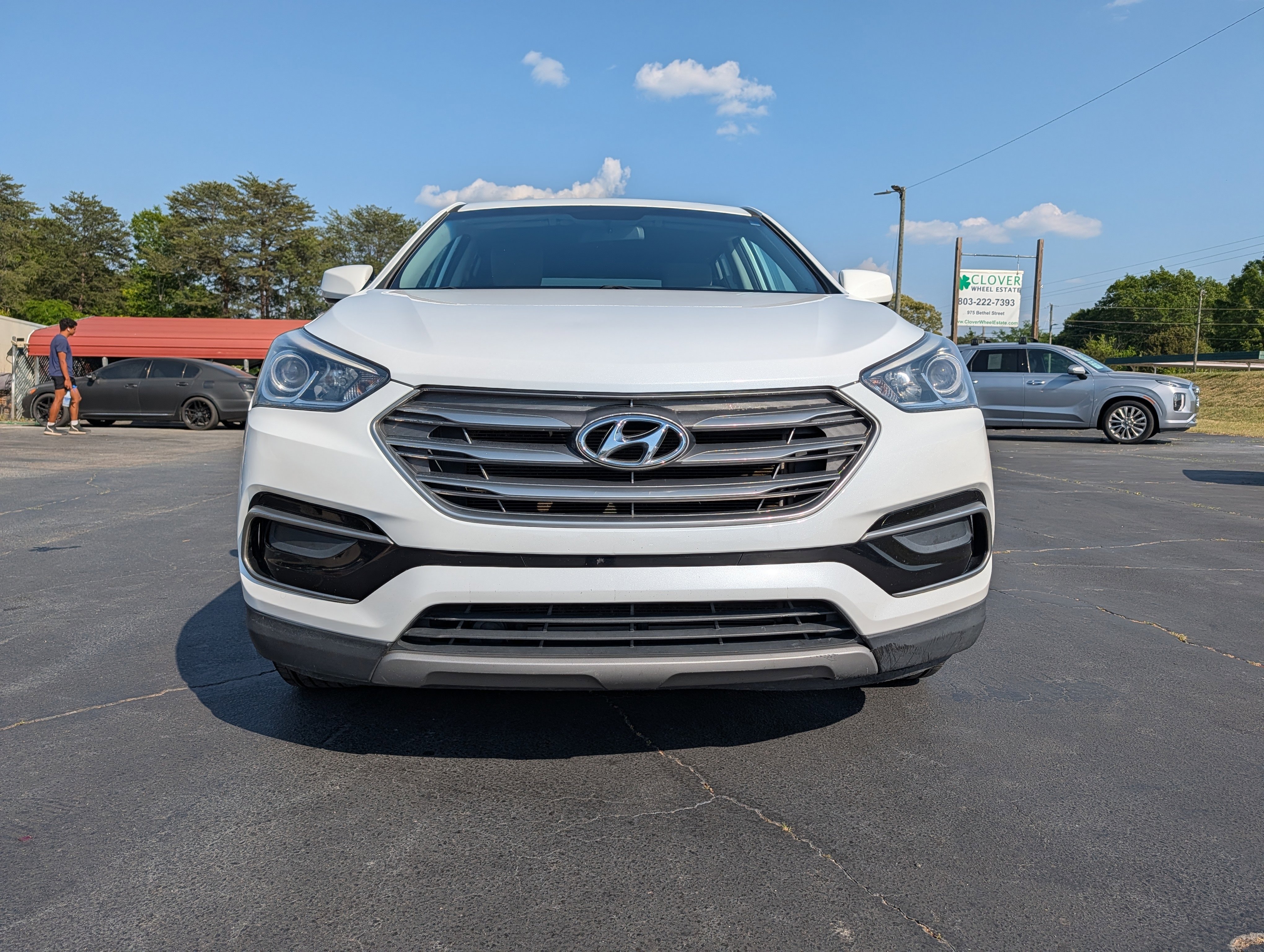 Used 2017 Hyundai Santa Fe Sport FWD image 3