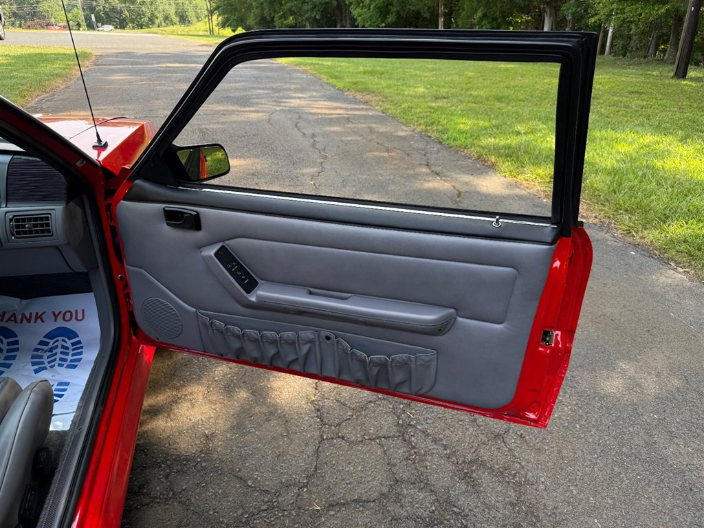 Used 1993 Ford Mustang Cobra image 58