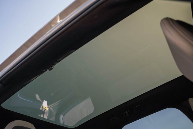 New 2026 Volvo EX90 Ultra image 32