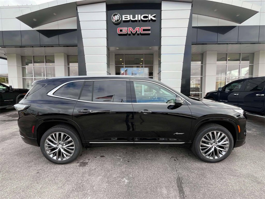 New 2026 Buick Enclave Avenir w/ Super Cruise Package image 2