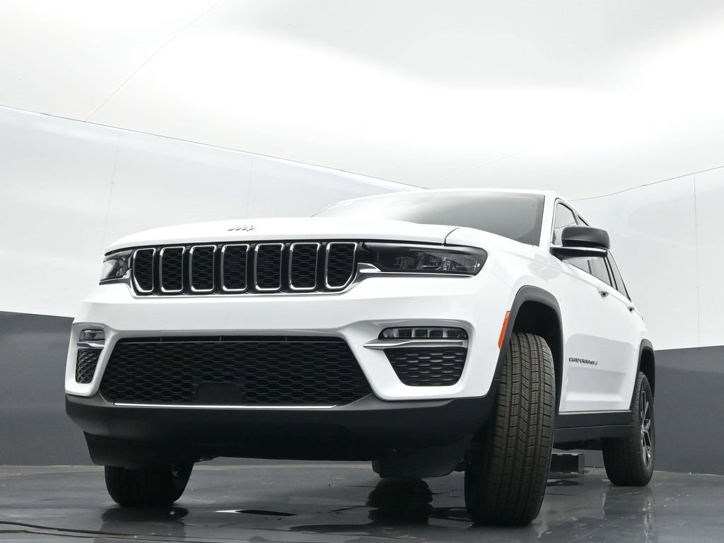 New 2025 Jeep Grand Cherokee Limited image 31