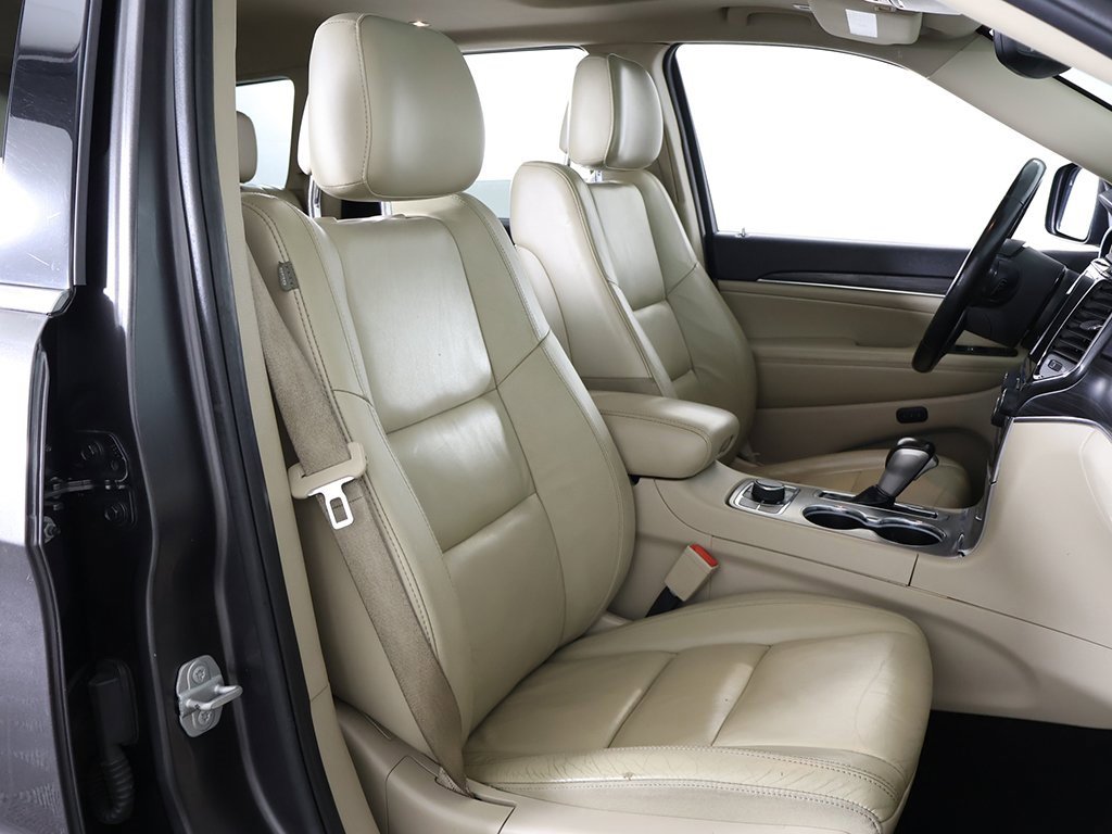 Used 2021 Jeep Grand Cherokee Limited image 29