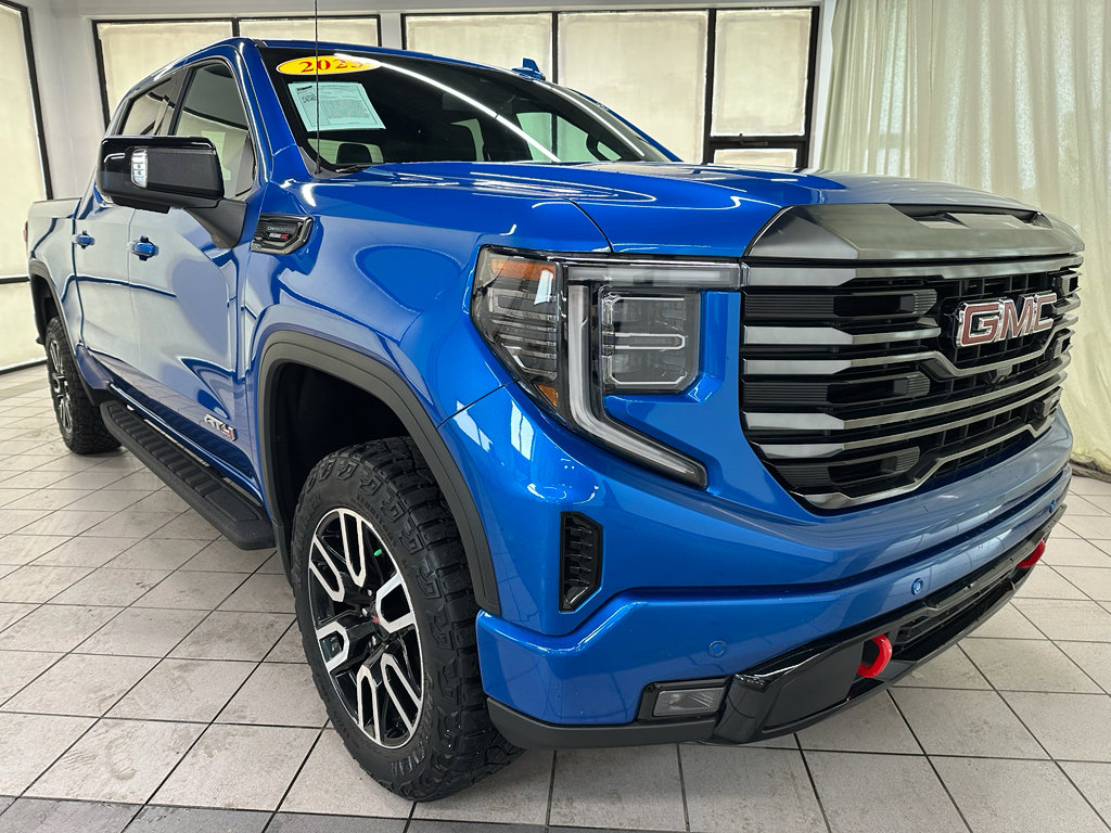 Certified 2023 GMC Sierra 1500 AT4 w/ AT4 Premium Package image 2